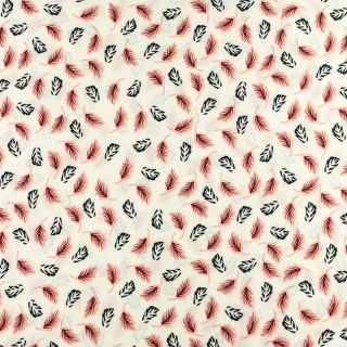 Stof Silki ecru klein blaadjes patroon 0,5m