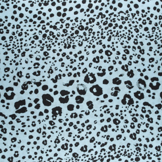 Stof lichtblauw luipaard viscose 100% viscose 0,5m