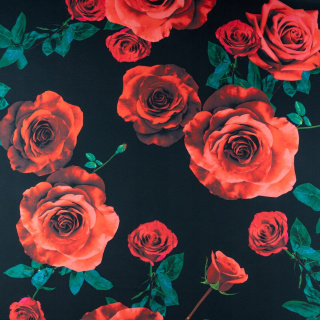 Stof viscose twill glad rood bloemen patroon 0,5m