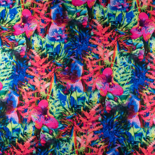 Stof viscose twill roze glad bloemen patroon 0,5m