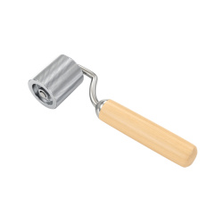 Metalen aandrukrol voor het bevestigen van 30 mm butylmatten