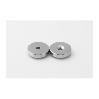 Neodymiummagneet met schroefgat MP 25x(7x4,5)x5 N38