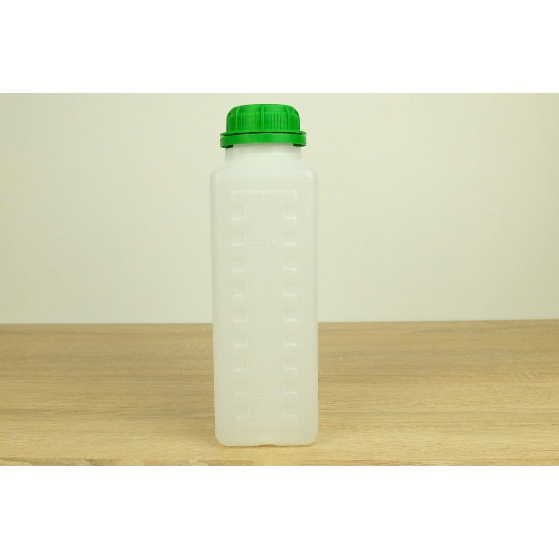 Plastic fles met groene dop 1l 220x90mm megamix.sk